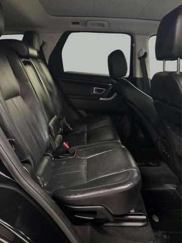 Photo of 2016 Santorini Black Metallic Land Rover Discovery Sport