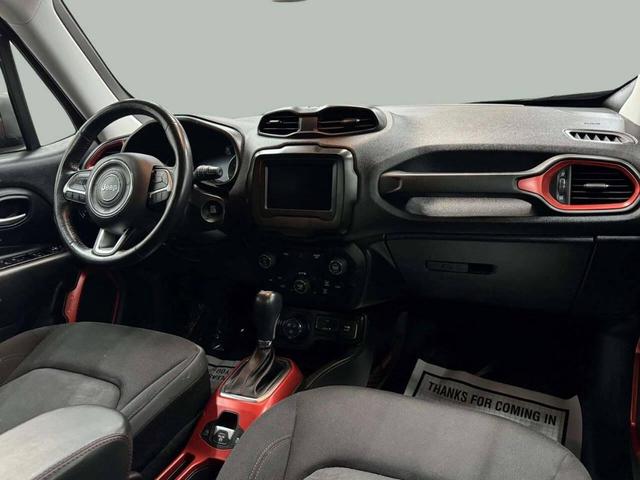 Photo of 2020 Black Clearcoat Jeep Renegade