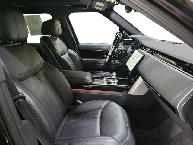 Photo of 2023 Black Land Rover Range Rover