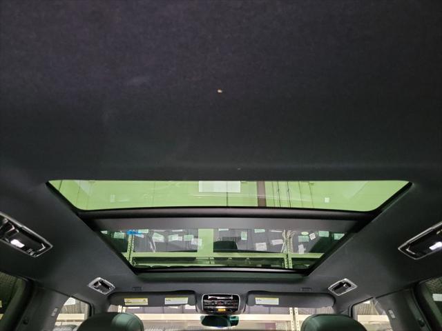Photo of 2023 Black Land Rover Range Rover