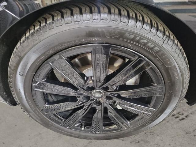 Photo of 2023 Black Land Rover Range Rover