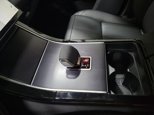 Photo of 2026 Gray Land Rover Range Rover Velar