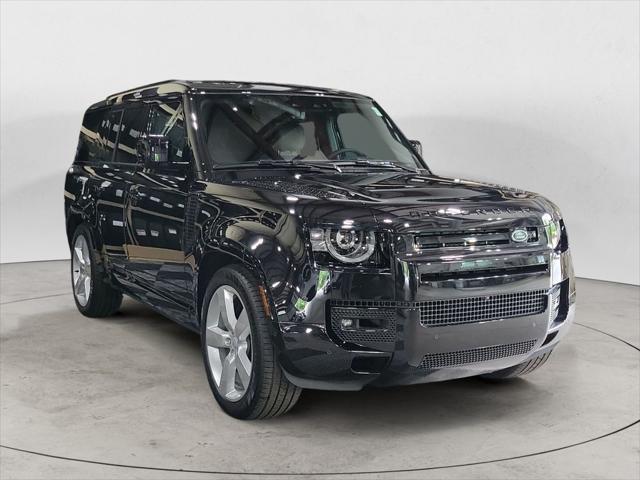 Photo of 2025 Santorini Black Metallic Land Rover Defender