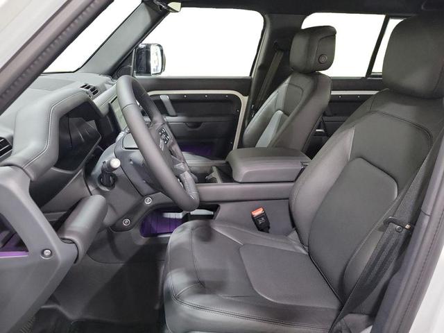 Photo of 2025 Fuji White Land Rover Defender