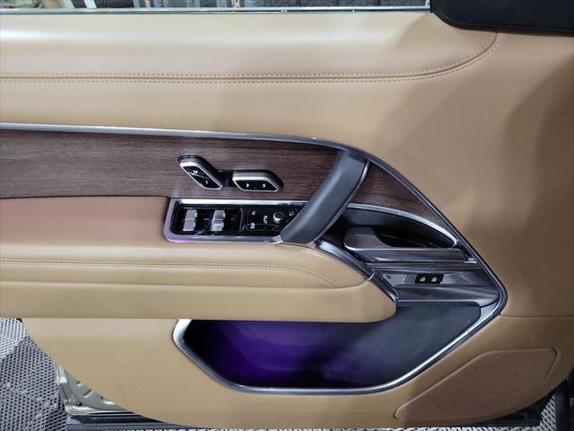 Photo of 2023 Brown Land Rover Range Rover