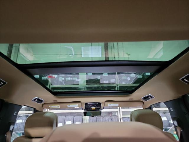 Photo of 2023 Brown Land Rover Range Rover