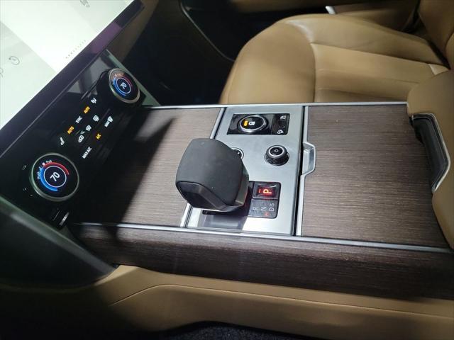 Photo of 2023 Brown Land Rover Range Rover