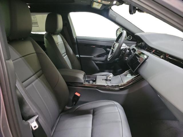 Photo of 2026 Gray Land Rover Range Rover Evoque