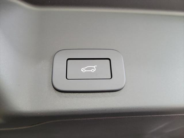 Photo of 2026 Gray Land Rover Range Rover Evoque