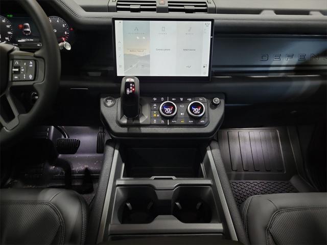 Photo of 2025 Santorini Black Metallic Land Rover Defender