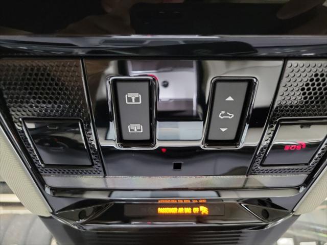 Photo of 2025 Black Land Rover Range Rover
