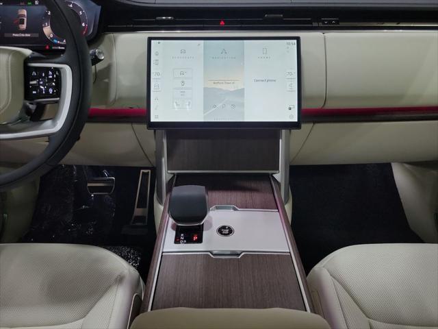 Photo of 2025 Black Land Rover Range Rover