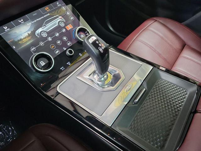 Photo of 2020 Silver Land Rover Range Rover Evoque