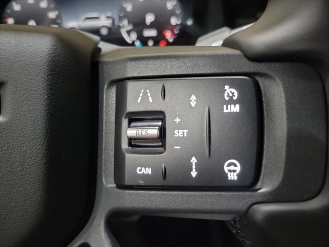 Photo of 2025 Santorini Black Metallic Land Rover Defender