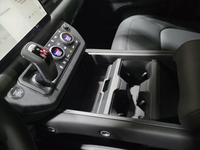 Photo of 2025 Santorini Black Metallic Land Rover Defender
