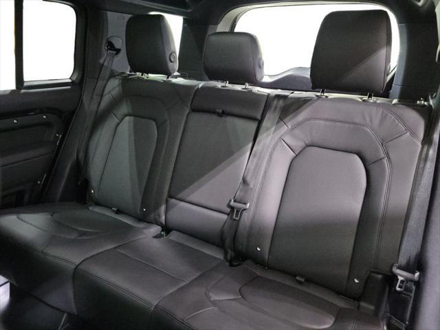 Photo of 2025 Santorini Black Metallic Land Rover Defender