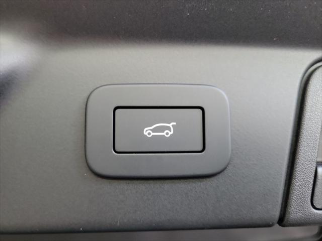 Photo of 2026 Gray Land Rover Range Rover Velar