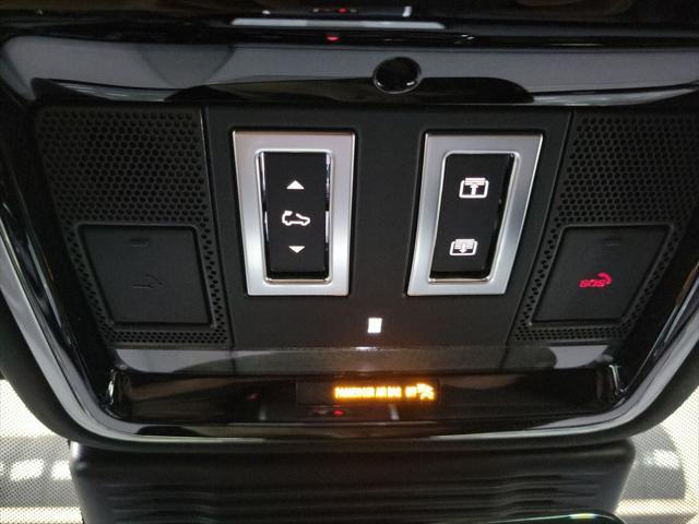 Photo of 2026 Gray Land Rover Range Rover Velar
