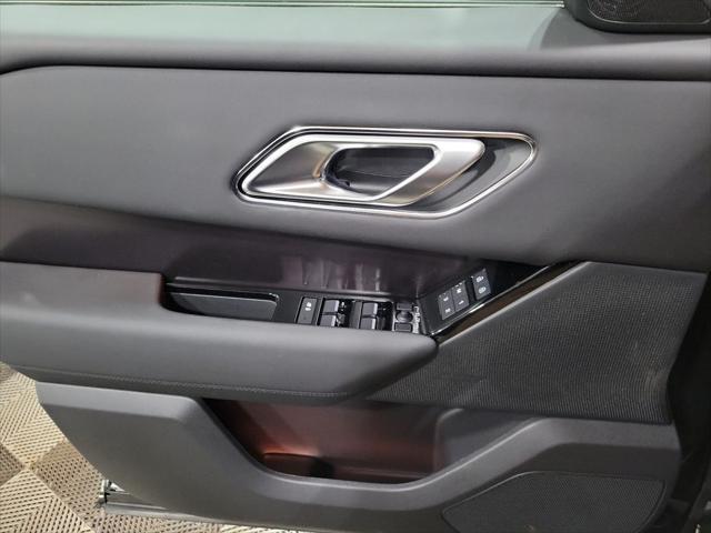 Photo of 2026 Gray Land Rover Range Rover Velar
