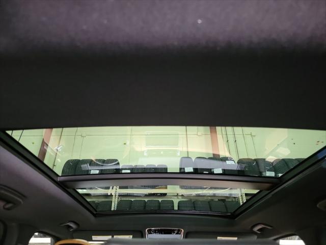 Photo of 2022 Blue Land Rover Range Rover Sport