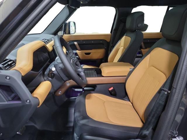 Photo of 2024 Gray Land Rover Defender