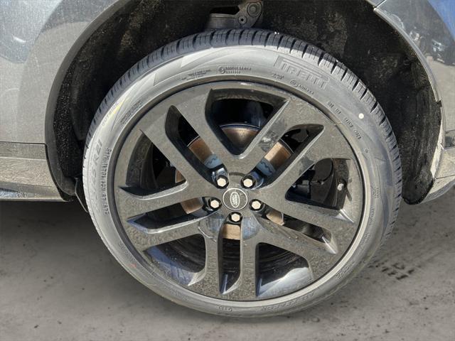 Photo of 2026 Gray Land Rover Range Rover Evoque