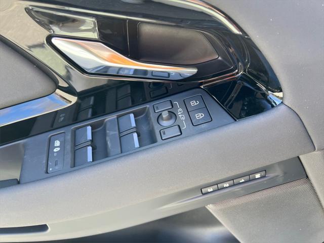 Photo of 2026 Gray Land Rover Range Rover Evoque