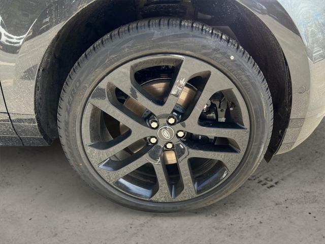 Photo of 2026 Gray Land Rover Range Rover Evoque