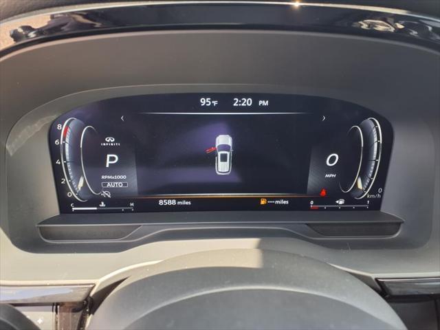 Photo of 2024 Majestic White INFINITI QX60