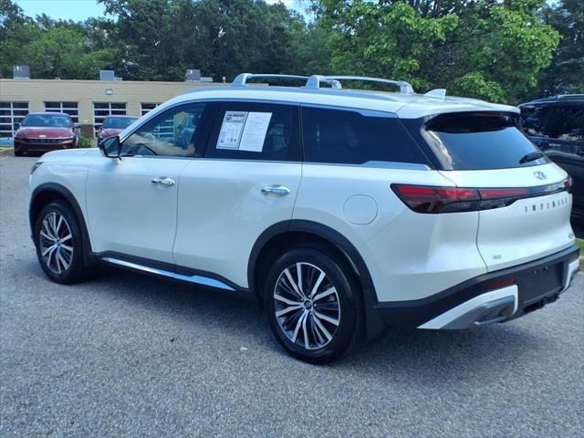 Photo of 2024 Majestic White INFINITI QX60