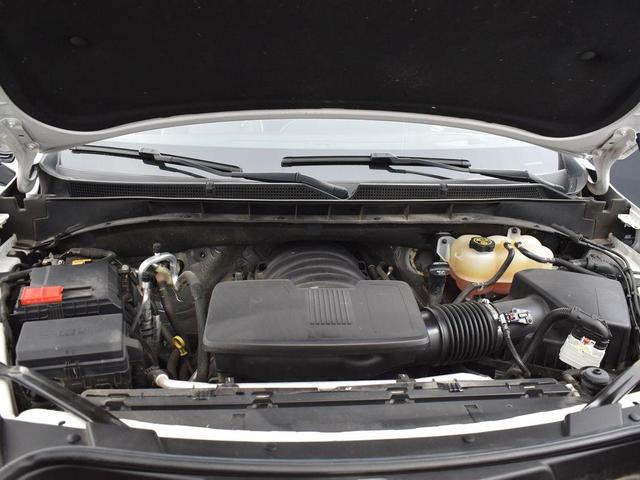 Photo of 2022 Crystal White Tricoat Cadillac Escalade