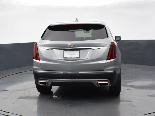 Photo of 2025 Argent Silver Metallic Cadillac XT5