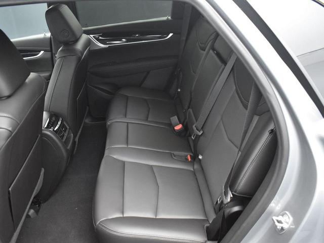 Photo of 2025 Argent Silver Metallic Cadillac XT5