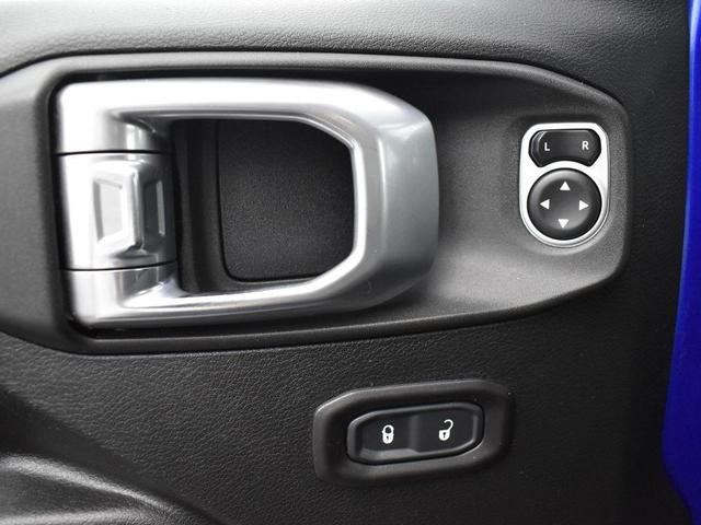 Photo of 2019 Ocean Blue Metallic Clearcoat Jeep Wrangler
