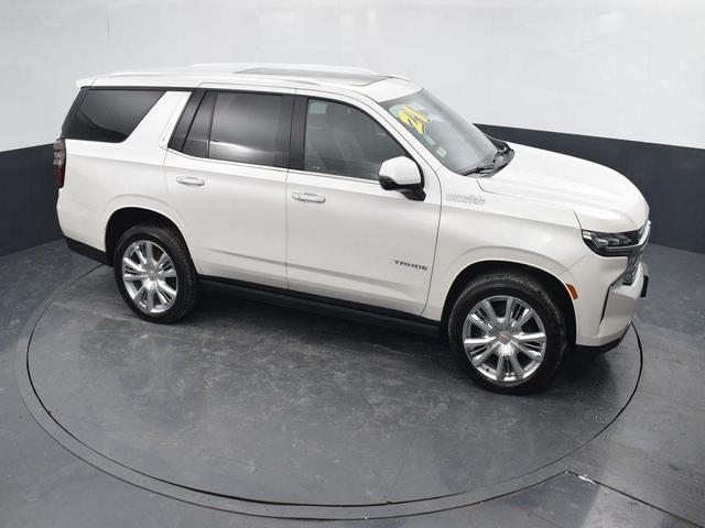 Photo of 2021 Iridescent Pearl Tricoat Chevrolet Tahoe