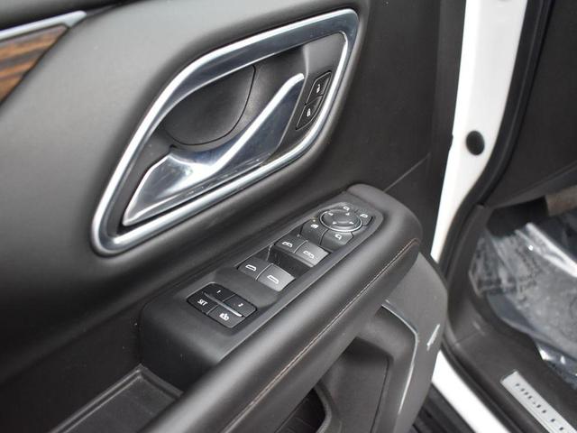 Photo of 2021 Iridescent Pearl Tricoat Chevrolet Tahoe