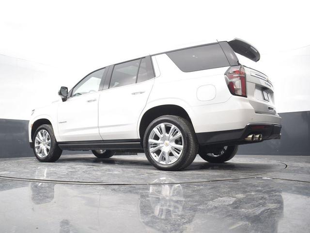 Photo of 2021 Iridescent Pearl Tricoat Chevrolet Tahoe