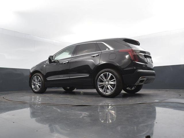 Photo of 2024 Stellar Black Metallic Cadillac XT5