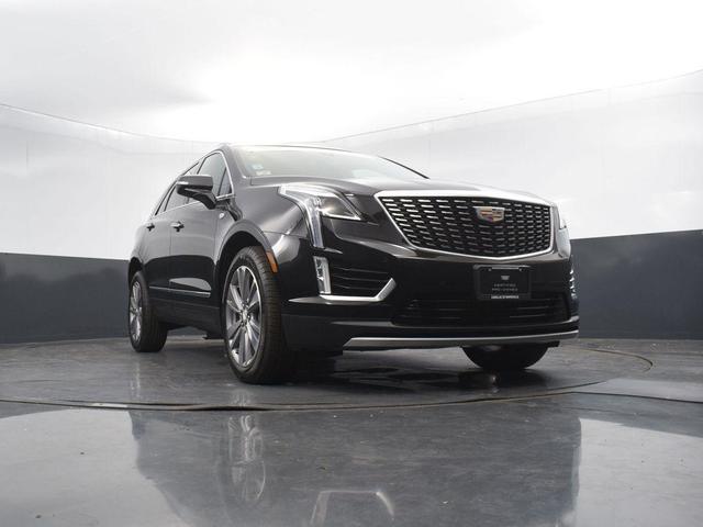 Photo of 2024 Stellar Black Metallic Cadillac XT5