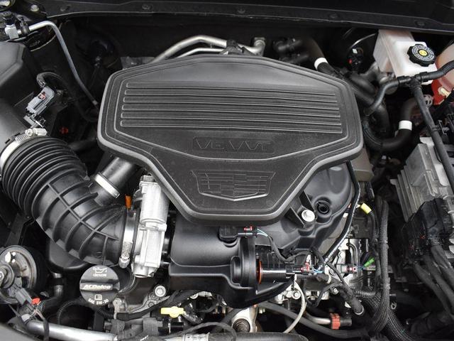 Photo of 2024 Stellar Black Metallic Cadillac XT5