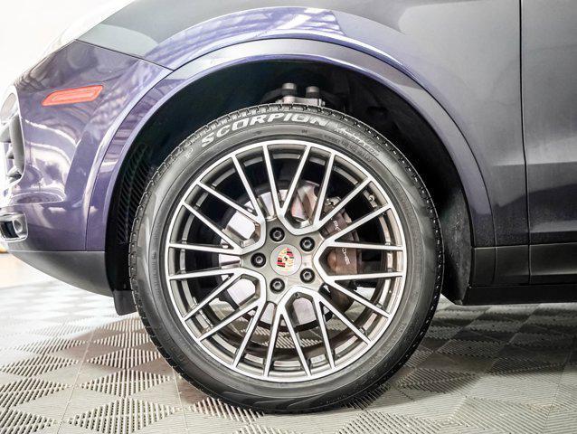 Photo of 2019 Purpurite Porsche Cayenne