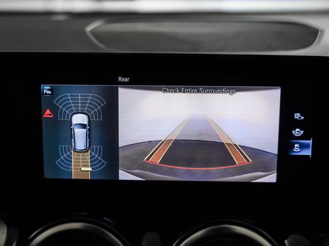 Photo of 2023 Iridium Silver Metallic Mercedes-Benz EQB 250
