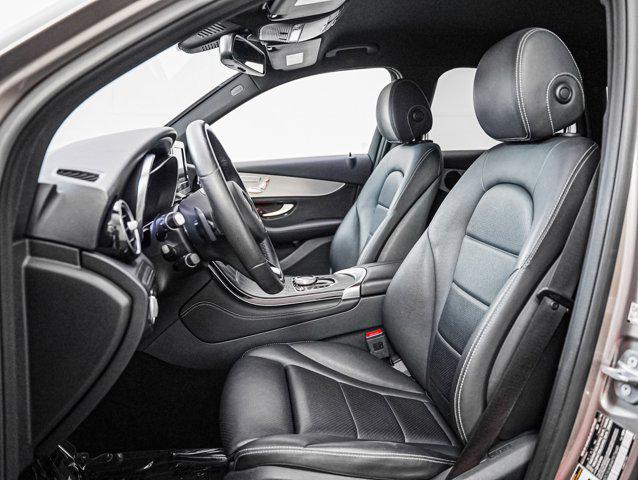 Photo of 2019 Tan Mercedes-Benz GLC 300