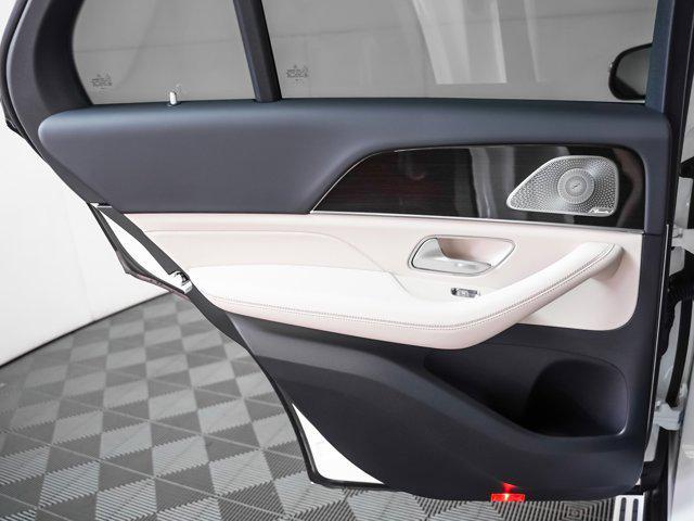Photo of 2025 Polar White Mercedes-Benz GLE 450
