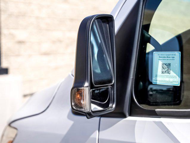 Photo of 2025 Arctic White Mercedes-Benz Sprinter 2500