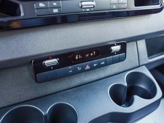 Photo of 2025 Arctic White Mercedes-Benz Sprinter 2500