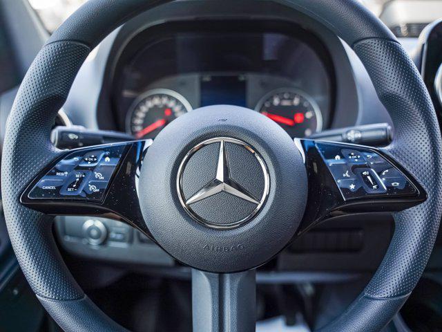Photo of 2025 Arctic White Mercedes-Benz Sprinter 2500