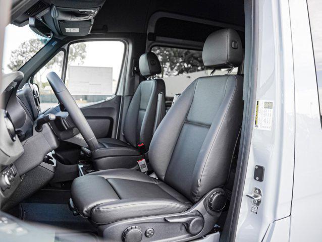 Photo of 2025 Silver Grey Mercedes-Benz Sprinter 2500