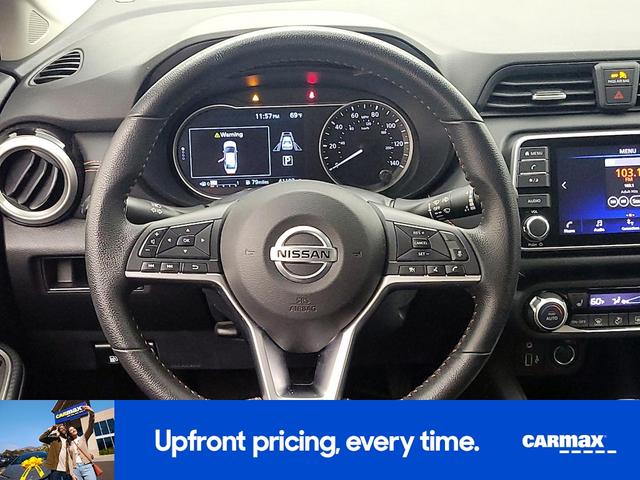 Photo of 2022 Burgundy Nissan Versa