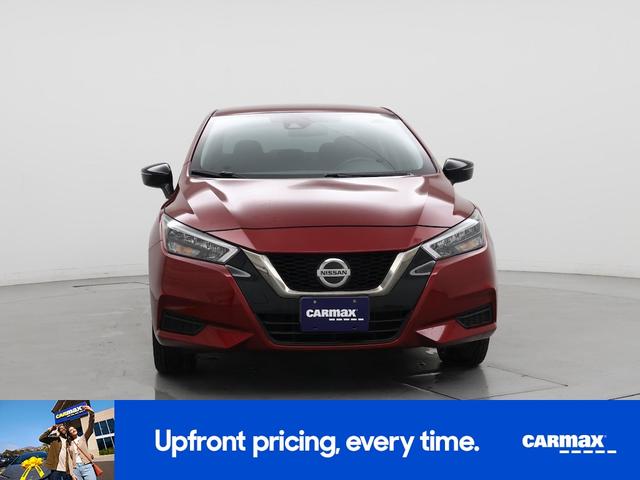 Photo of 2022 Burgundy Nissan Versa